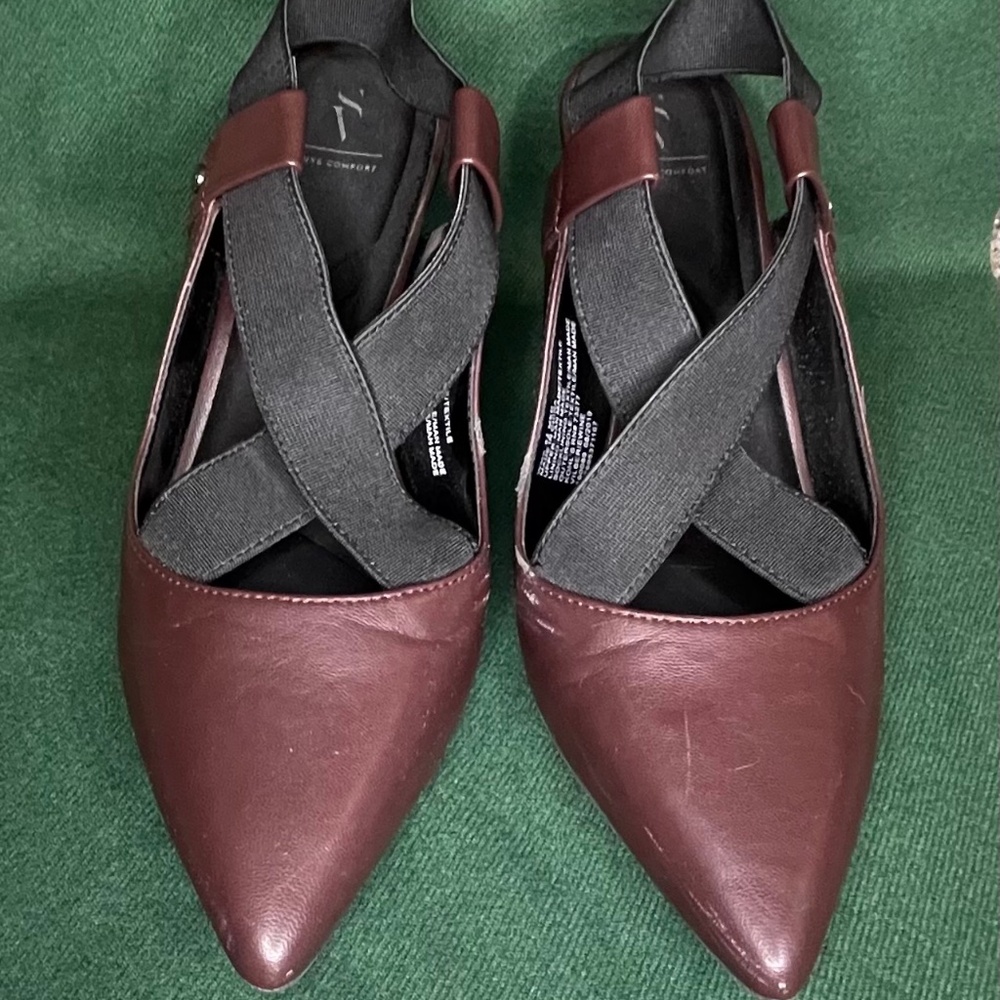 Simply Vera Vera Wang Pointed Toe Comfort Pumps